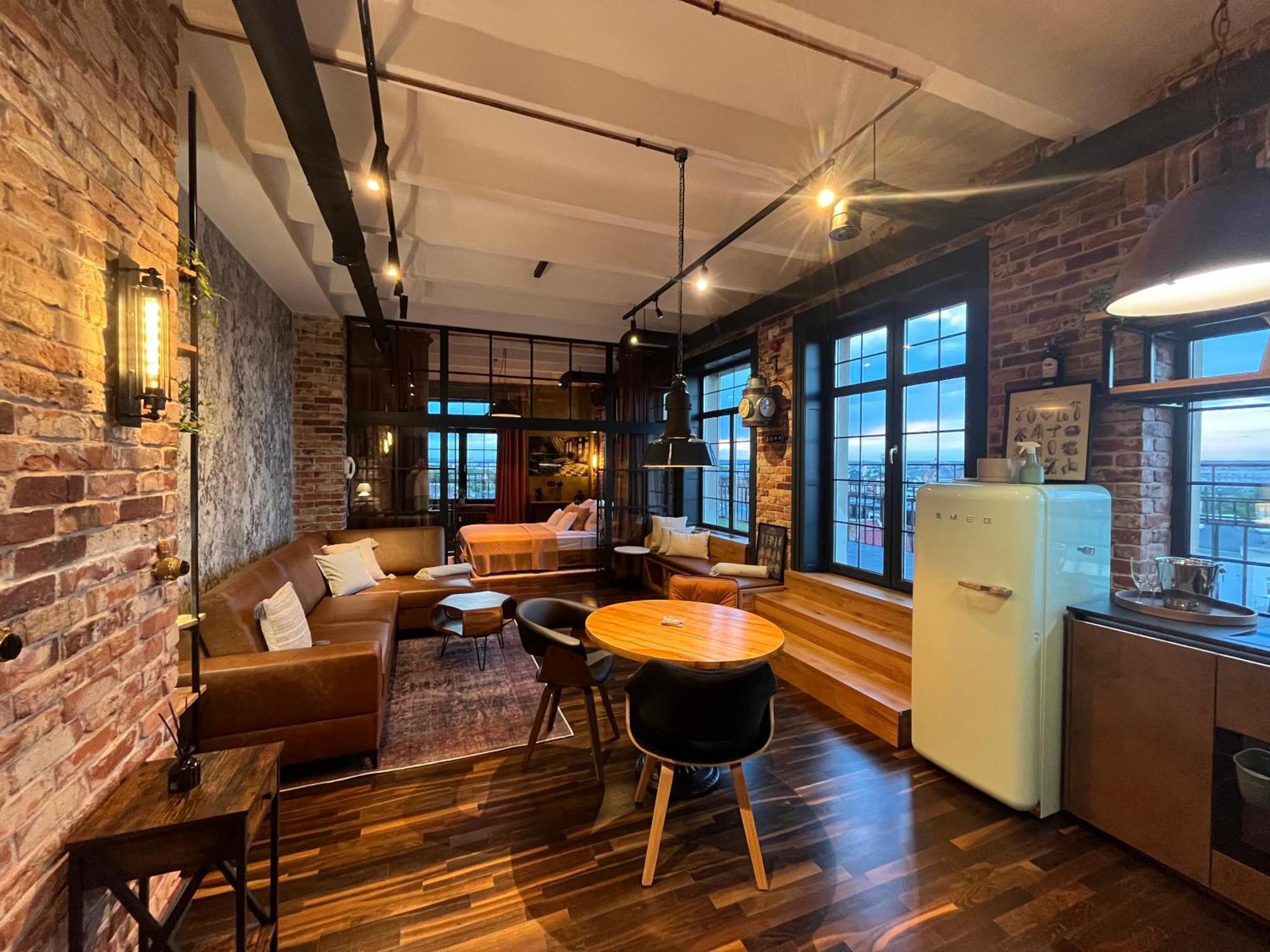 Loft21 Apartment Krakow Luaran gambar